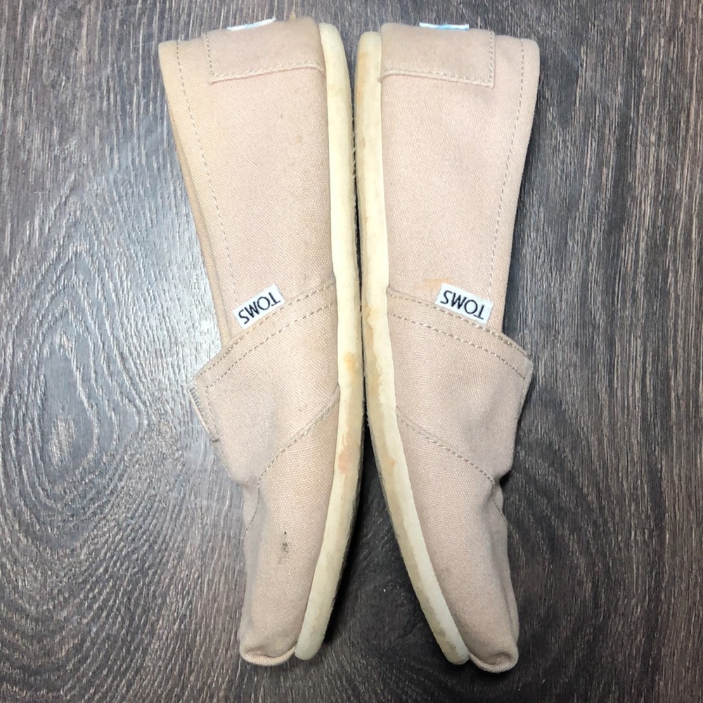 TOMS - Picture 5 of 10